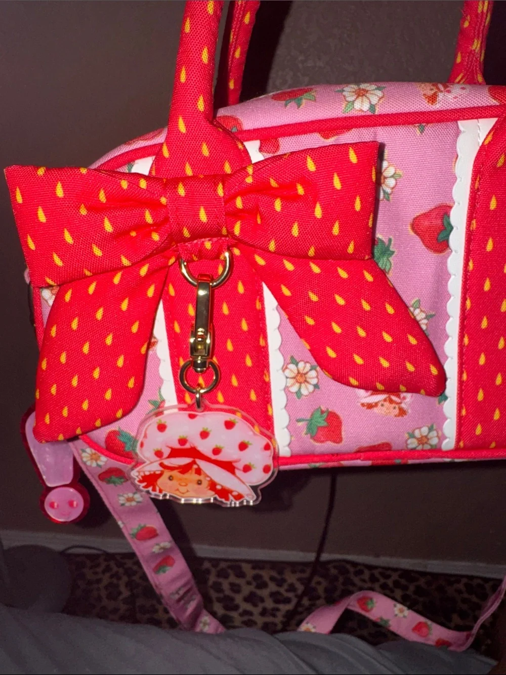 Women’s Pink Strawberry Shortcake Bow Crossbody Bag
